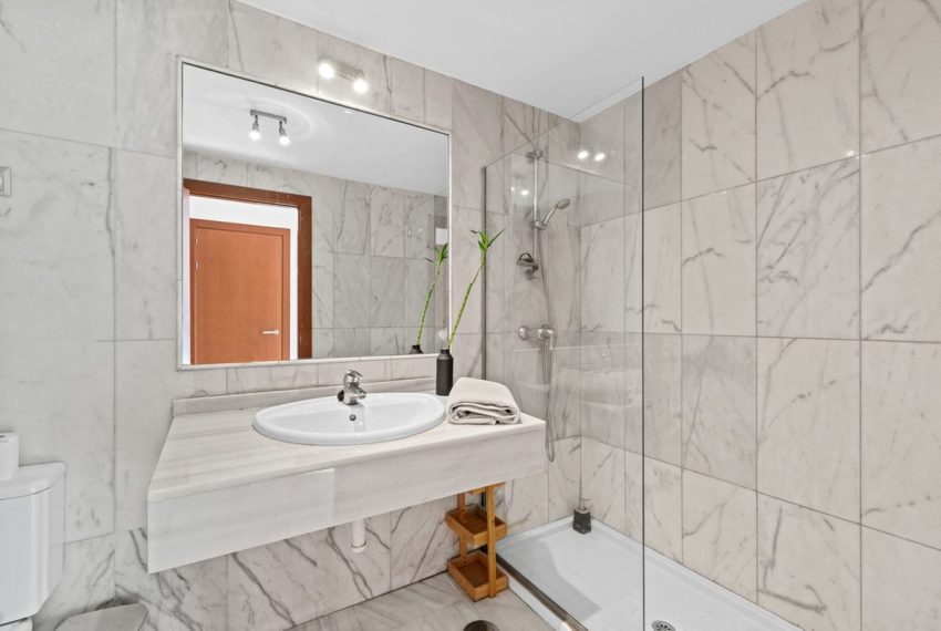 R5147464-Apartment-For-Sale-Benahavis-Penthouse-Duplex-3-Beds-202-Built-8