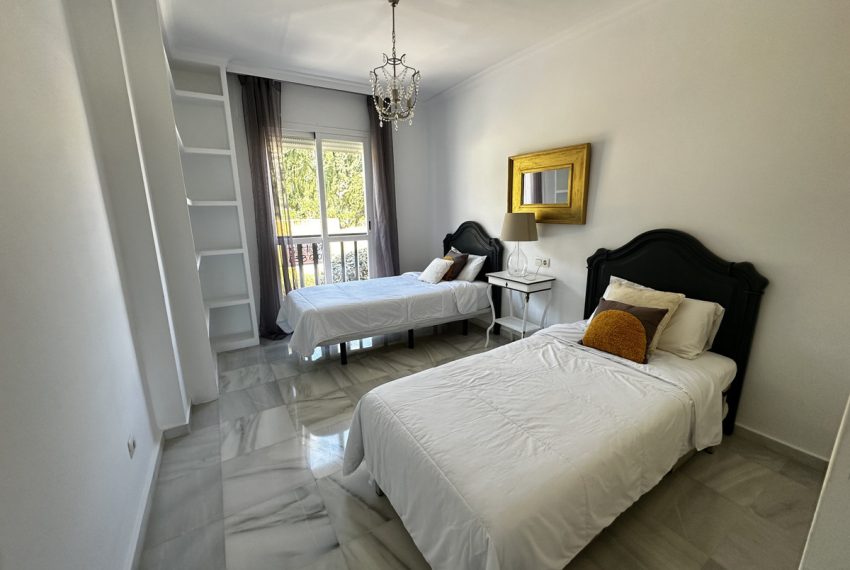 R5358703-Apartment-For-Sale-Nueva-Andalucia-Middle-Floor-Apartment-2-Beds-85-Built-2