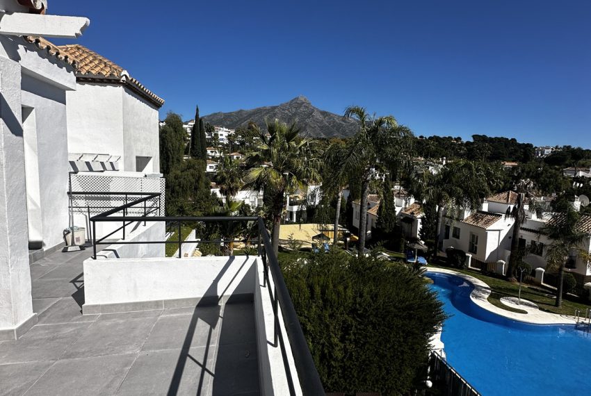 R5358703-Apartment-For-Sale-Nueva-Andalucia-Middle-Floor-Apartment-2-Beds-85-Built