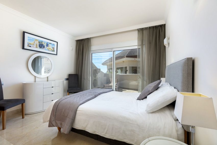 R5365264-Apartment-For-Sale-Nueva-Andalucia-Middle-Floor-Apartment-2-Beds-88-Built-15