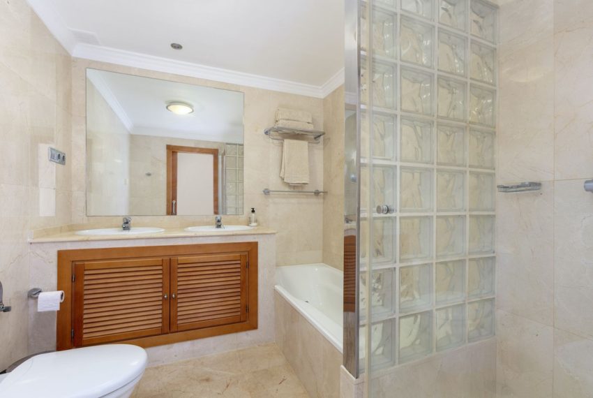 R5365264-Apartment-For-Sale-Nueva-Andalucia-Middle-Floor-Apartment-2-Beds-88-Built-17