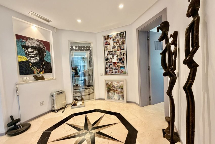 R5401237-Apartment-For-Sale-Nueva-Andalucia-Penthouse-4-Beds-361-Built-13