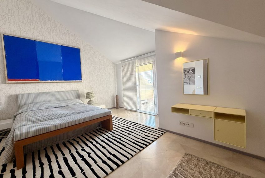 R5401237-Apartment-For-Sale-Nueva-Andalucia-Penthouse-4-Beds-361-Built-18
