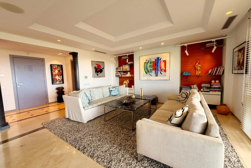 R5401237-Apartment-For-Sale-Nueva-Andalucia-Penthouse-4-Beds-361-Built-3