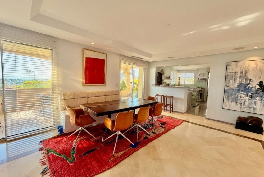 R5401237-Apartment-For-Sale-Nueva-Andalucia-Penthouse-4-Beds-361-Built-7
