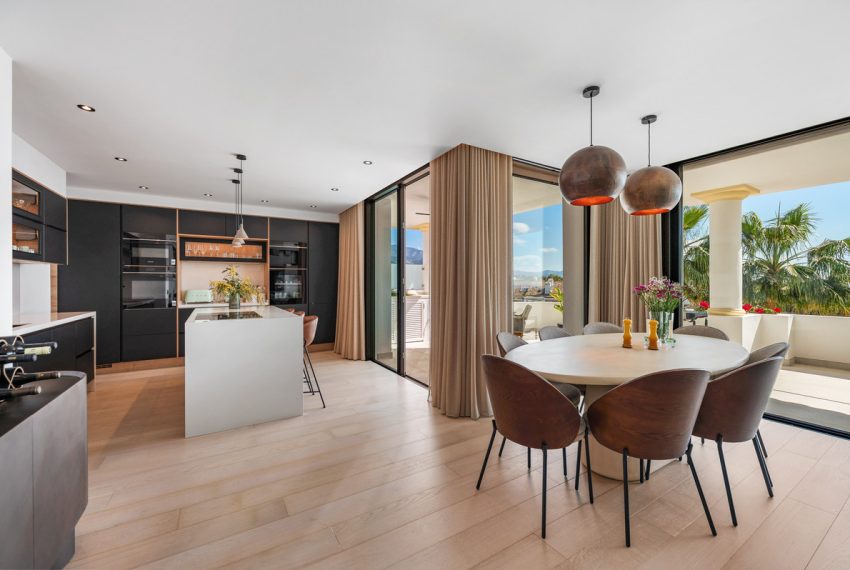 R5426380-Apartment-For-Sale-The-Golden-Mile-Penthouse-Duplex-3-Beds-193-Built-5
