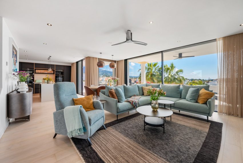 R5426380-Apartment-For-Sale-The-Golden-Mile-Penthouse-Duplex-3-Beds-193-Built