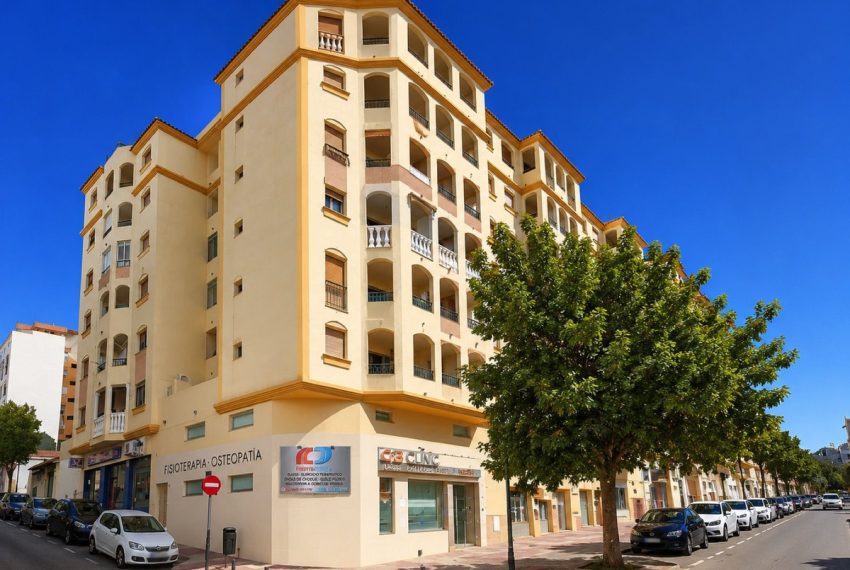 R5427697-Apartment-For-Sale-Marbella-Middle-Floor-Apartment-3-Beds-94-Built