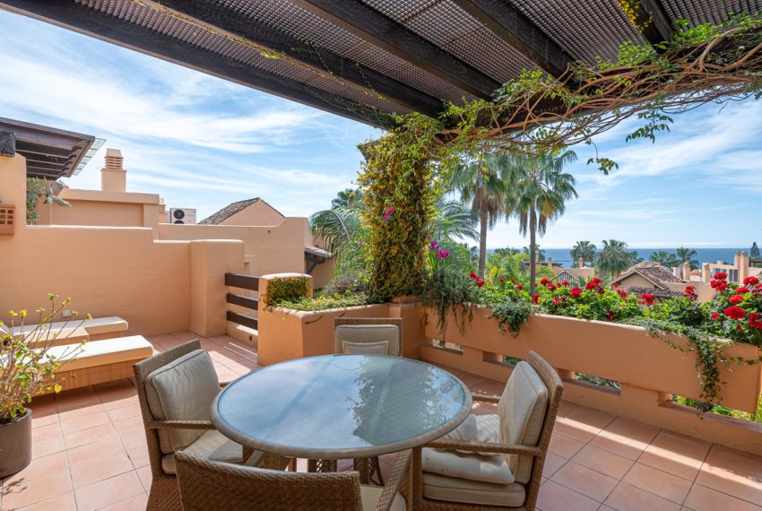 R5428081-Apartment-For-Sale-The-Golden-Mile-Penthouse-2-Beds-166-Built-2