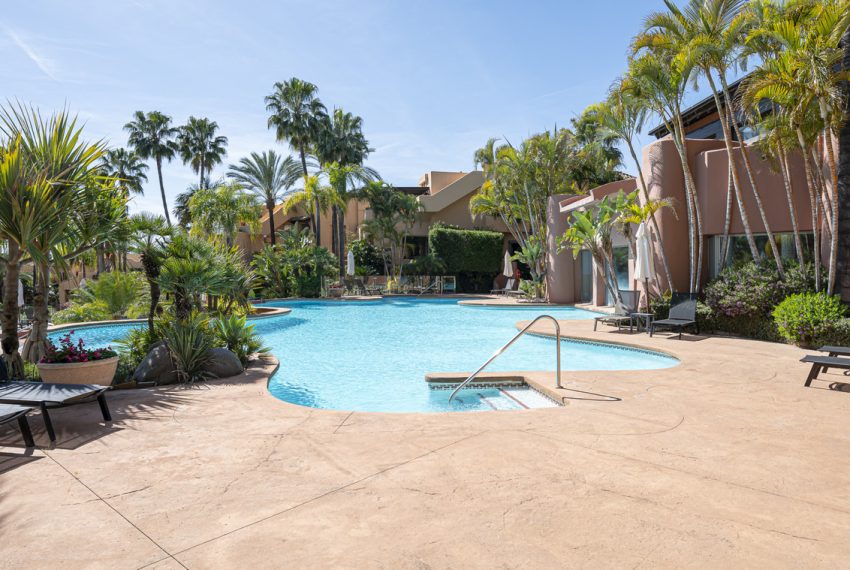 R5428081-Apartment-For-Sale-The-Golden-Mile-Penthouse-2-Beds-166-Built-9