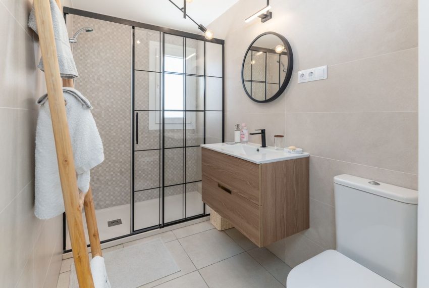 R5431927-Apartment-For-Sale-Nueva-Andalucia-Penthouse-4-Beds-108-Built-15