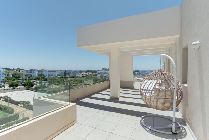 R5431927-Apartment-For-Sale-Nueva-Andalucia-Penthouse-4-Beds-108-Built-5