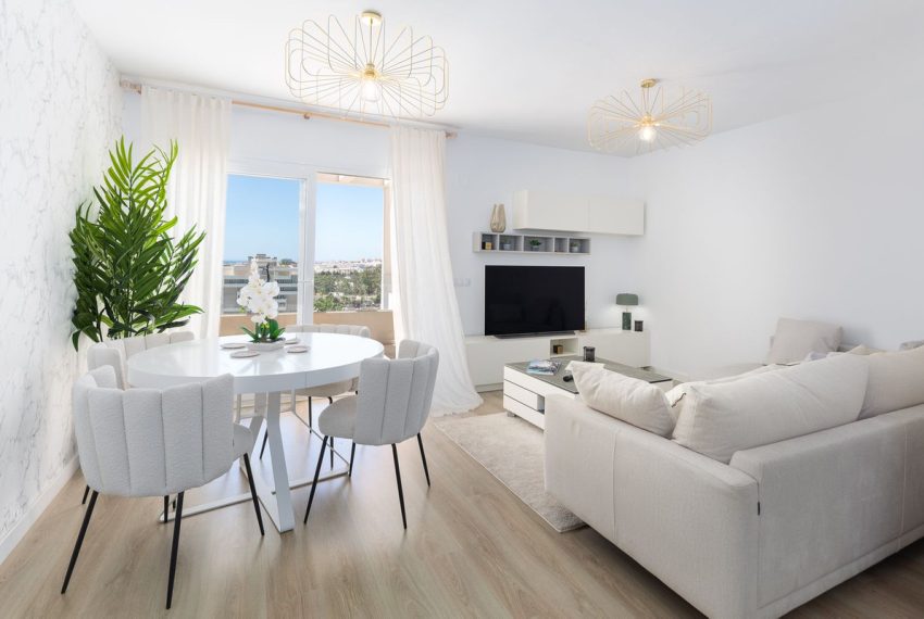 R5431927-Apartment-For-Sale-Nueva-Andalucia-Penthouse-4-Beds-108-Built
