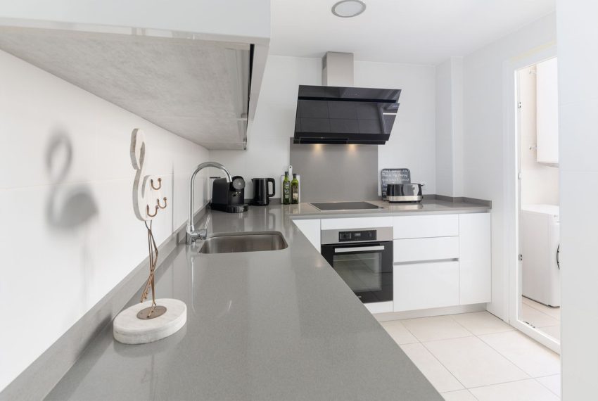 R5431927-Apartment-For-Sale-Nueva-Andalucia-Penthouse-4-Beds-108-Built-9