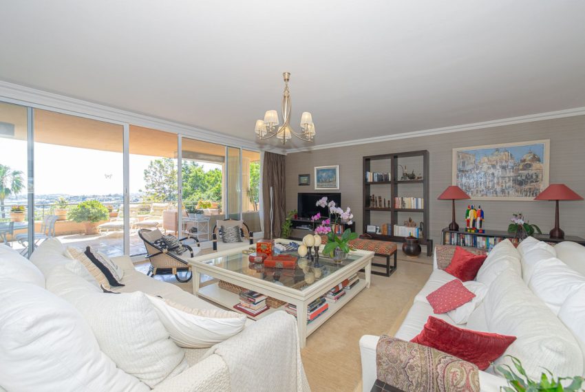R5449597-Apartment-For-Sale-Nueva-Andalucia-Middle-Floor-Apartment-3-Beds-245-Built-11