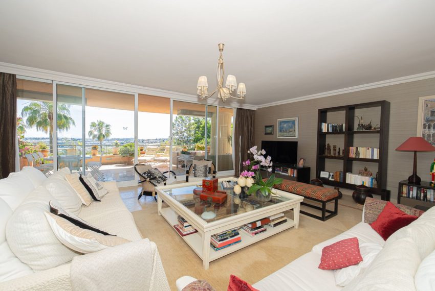 R5449597-Apartment-For-Sale-Nueva-Andalucia-Middle-Floor-Apartment-3-Beds-245-Built-7