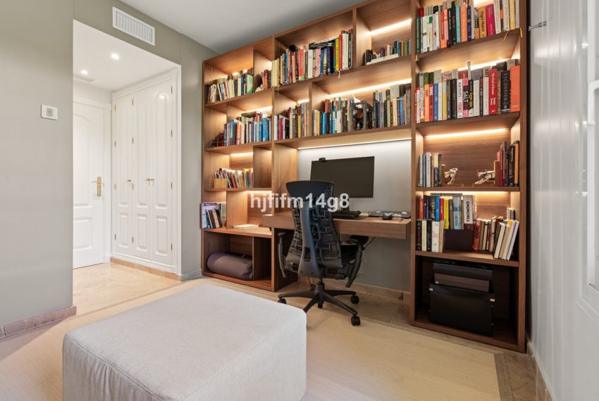 R5449960-Apartment-For-Sale-Nueva-Andalucia-Ground-Floor-Apartment-2-Beds-104-Built-12