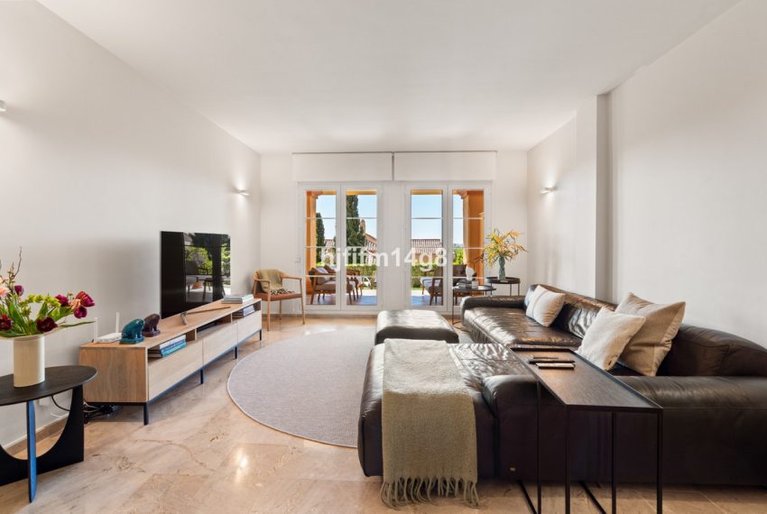 R5449960-Apartment-For-Sale-Nueva-Andalucia-Ground-Floor-Apartment-2-Beds-104-Built-4