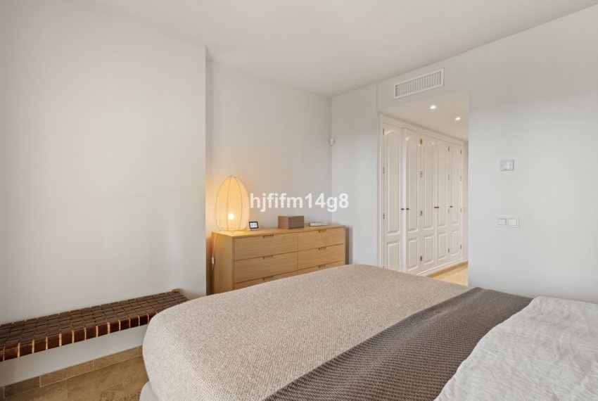 R5449960-Apartment-For-Sale-Nueva-Andalucia-Ground-Floor-Apartment-2-Beds-104-Built-8