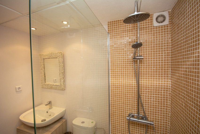 R5450485-Apartment-For-Sale-Marbella-Ground-Floor-Studio-0-Beds-35-Built-16