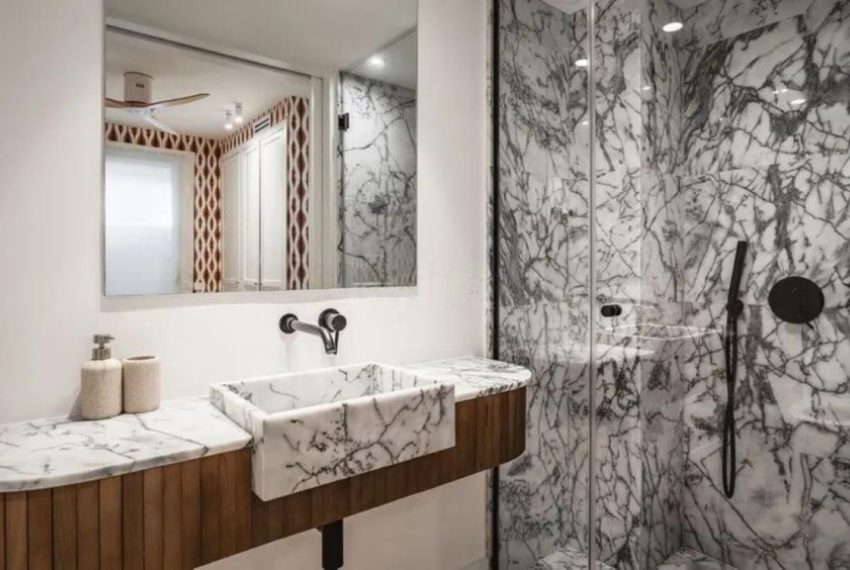 R5451994-Apartment-For-Sale-The-Golden-Mile-Middle-Floor-Apartment-3-Beds-255-Built-11