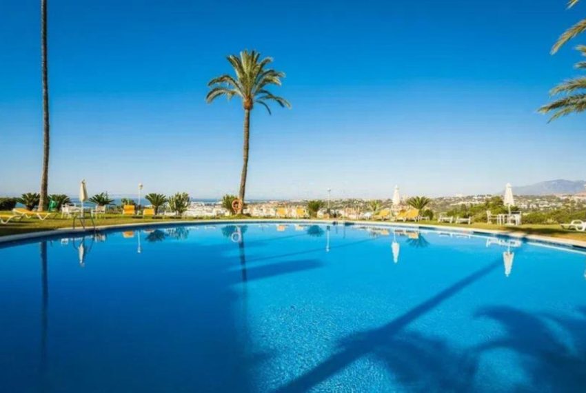 R5451994-Apartment-For-Sale-The-Golden-Mile-Middle-Floor-Apartment-3-Beds-255-Built-17