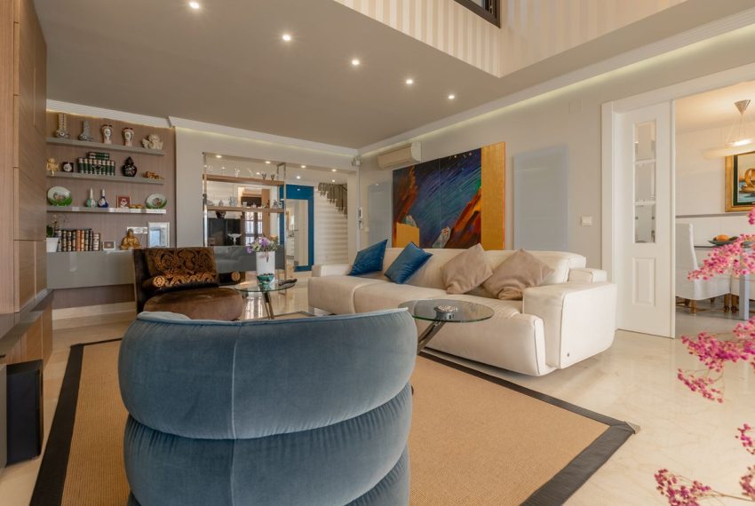 R5452324-Apartment-For-Sale-San-Pedro-de-Alcantara-Penthouse-Duplex-2-Beds-156-Built-12