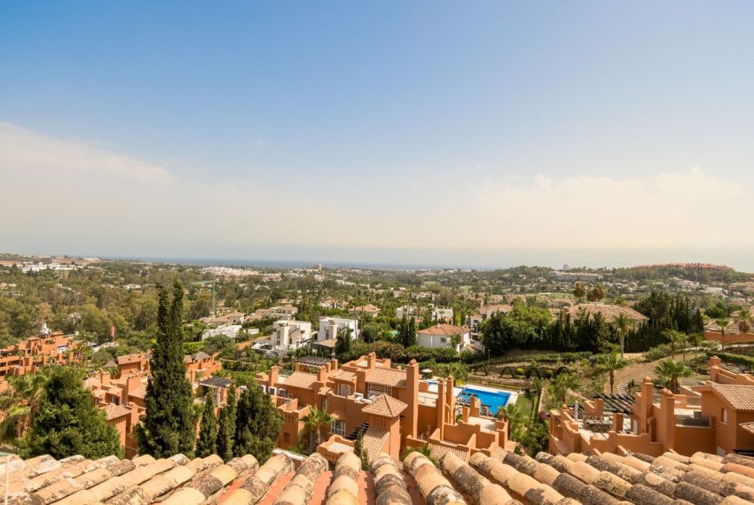 R5453452-Apartment-For-Sale-Nueva-Andalucia-Middle-Floor-Apartment-3-Beds-270-Built