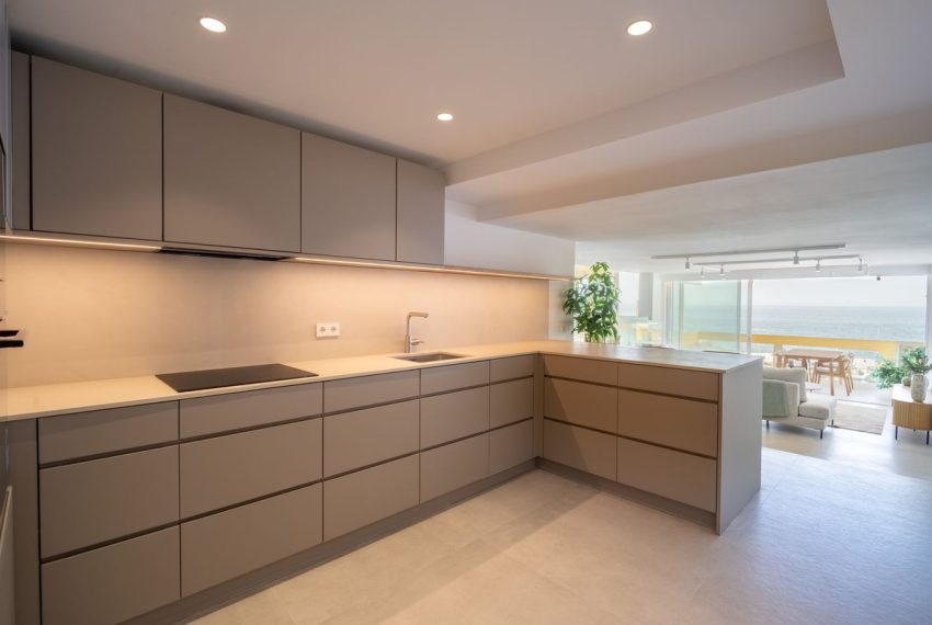 R5453467-Apartment-For-Sale-Marbella-Top-Floor-Apartment-3-Beds-152-Built