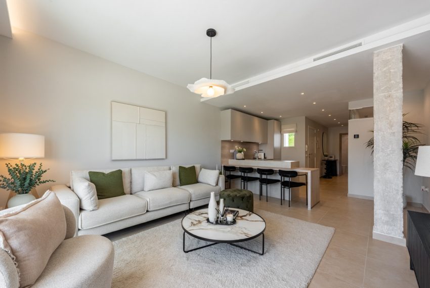R5454367-Apartment-For-Sale-Nueva-Andalucia-Penthouse-Duplex-3-Beds-109-Built-2