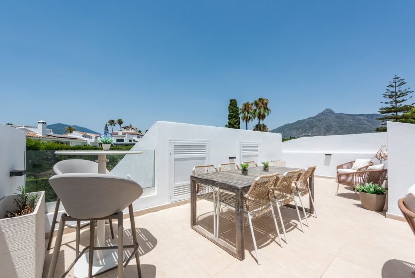 R5454367-Apartment-For-Sale-Nueva-Andalucia-Penthouse-Duplex-3-Beds-109-Built-3