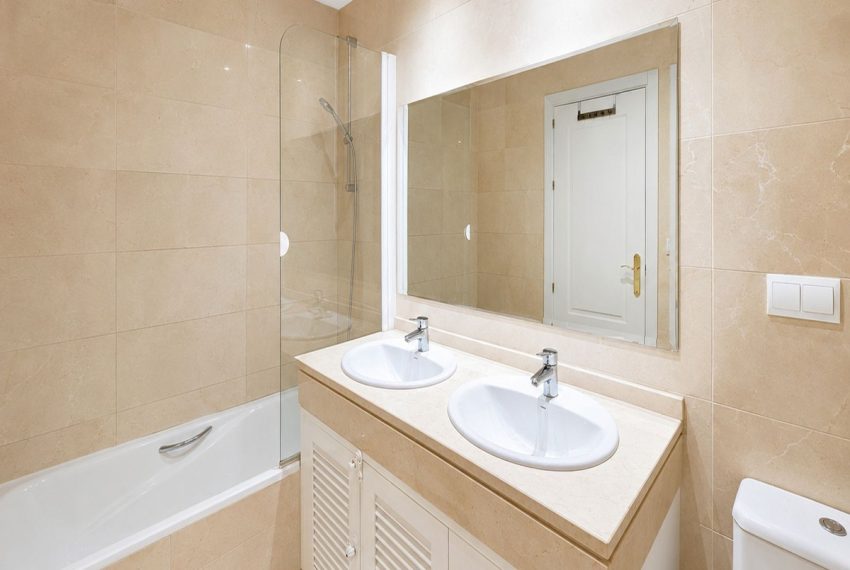 R5454865-Apartment-For-Sale-Benahavis-Middle-Floor-Apartment-3-Beds-128-Built-10