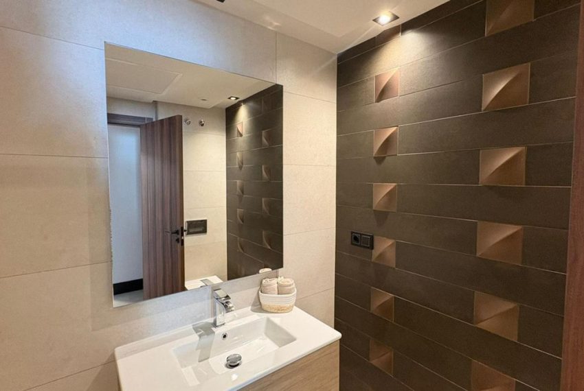 R5455291-Apartment-For-Sale-Nueva-Andalucia-Penthouse-Duplex-3-Beds-240-Built-6