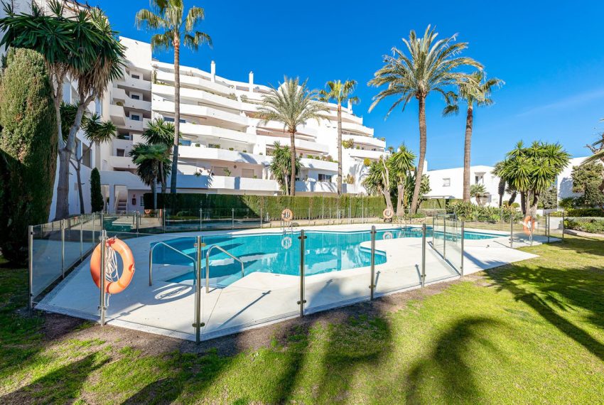 R5457076-Apartment-For-Sale-Nueva-Andalucia-Middle-Floor-Apartment-2-Beds-115-Built-2