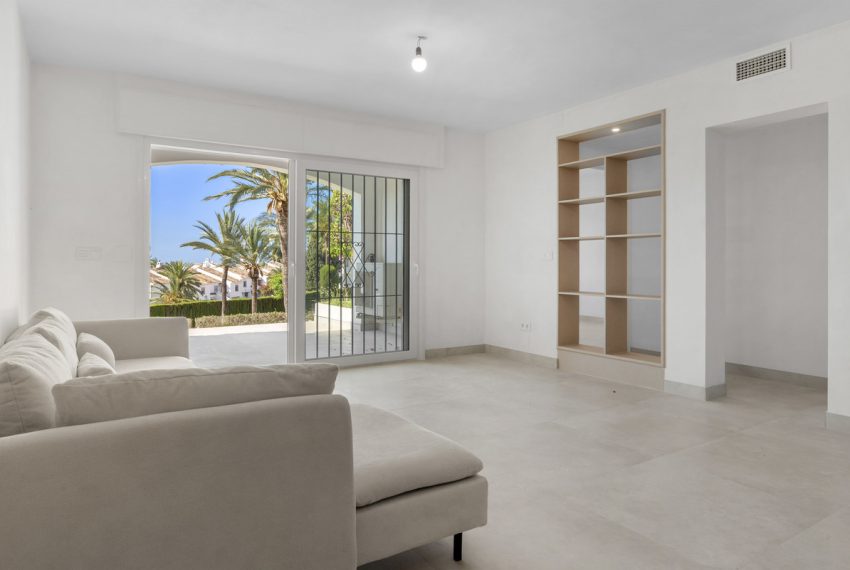 R5457208-Apartment-For-Sale-Nueva-Andalucia-Ground-Floor-Apartment-3-Beds-132-Built-14