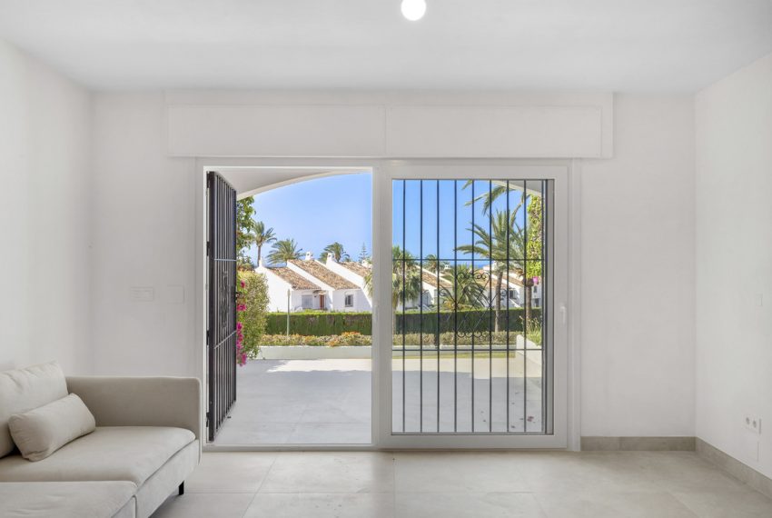R5457208-Apartment-For-Sale-Nueva-Andalucia-Ground-Floor-Apartment-3-Beds-132-Built-15