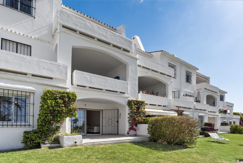 R5457208-Apartment-For-Sale-Nueva-Andalucia-Ground-Floor-Apartment-3-Beds-132-Built