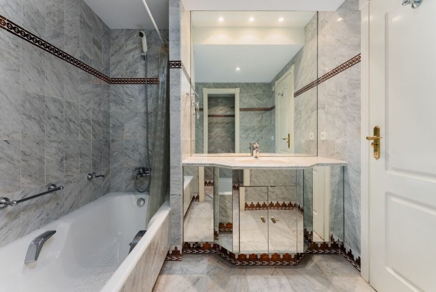 R5457541-Apartment-For-Sale-Marbella-Penthouse-Duplex-3-Beds-191-Built-19