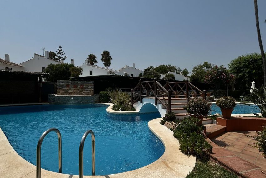 R5457592-House-For-Sale-San-Pedro-de-Alcantara-Townhouse-3-Beds-170-Built-3