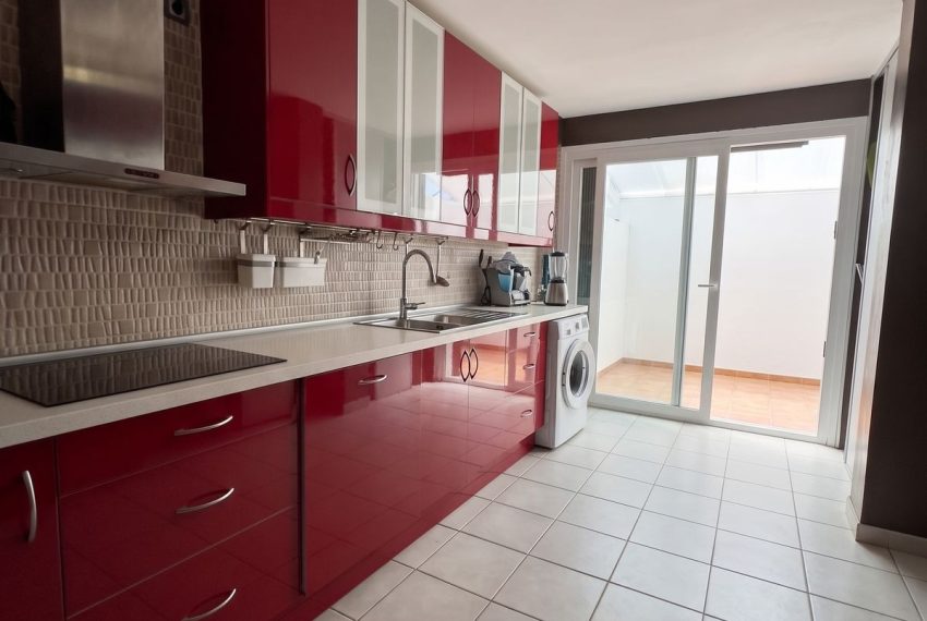 R5457592-House-For-Sale-San-Pedro-de-Alcantara-Townhouse-3-Beds-170-Built-8