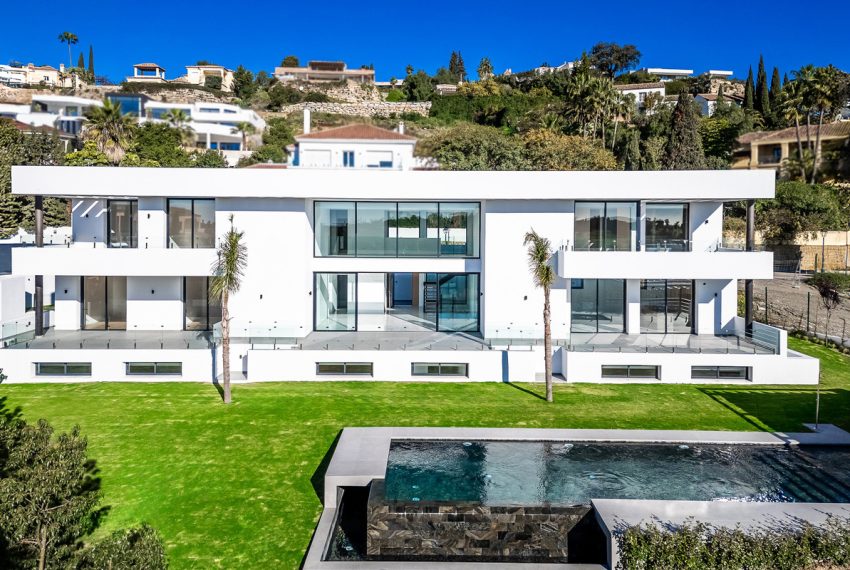 R5457823-House-For-Sale-Benahavis-Detached-Villa-6-Beds-1038-Built-2