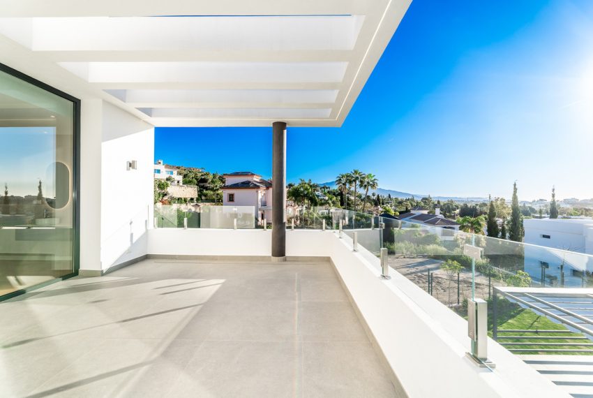 R5457823-House-For-Sale-Benahavis-Detached-Villa-6-Beds-1038-Built-3