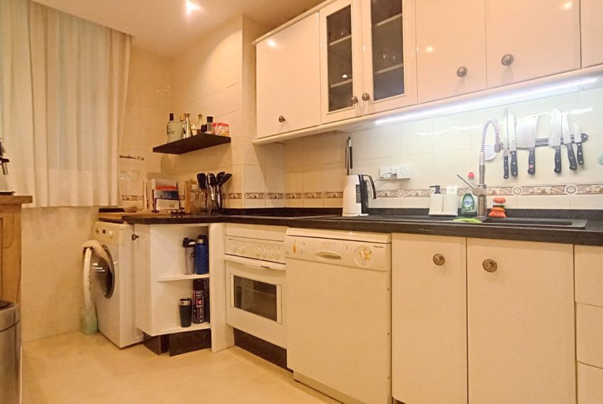 R5459215-Apartment-For-Sale-Calahonda-Penthouse-Duplex-2-Beds-130-Built-11