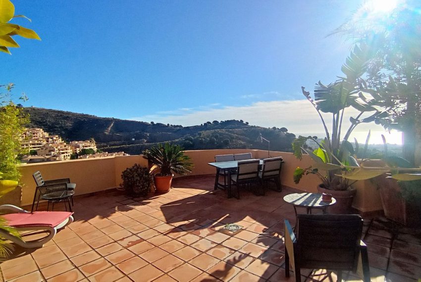R5459215-Apartment-For-Sale-Calahonda-Penthouse-Duplex-2-Beds-130-Built-2