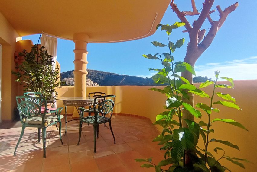 R5459215-Apartment-For-Sale-Calahonda-Penthouse-Duplex-2-Beds-130-Built-3