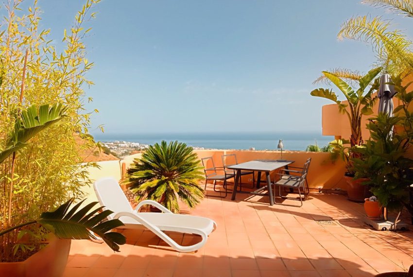 R5459215-Apartment-For-Sale-Calahonda-Penthouse-Duplex-2-Beds-130-Built