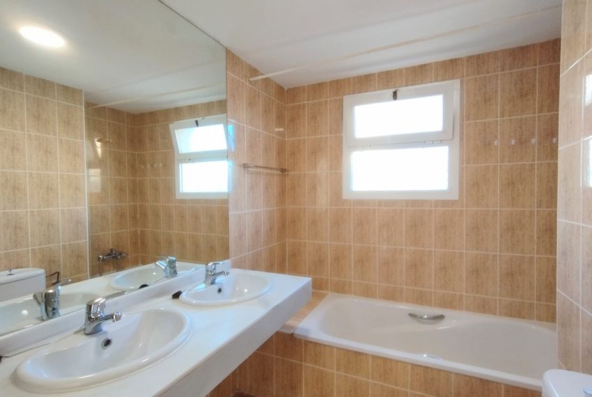 R5459218-Apartment-For-Sale-Calahonda-Middle-Floor-Apartment-2-Beds-84-Built-19