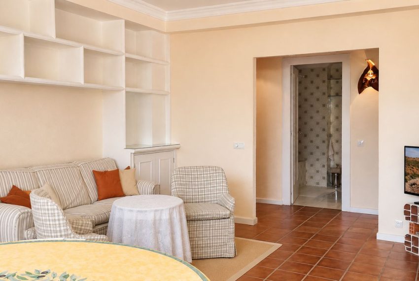 R5459233-Apartment-For-Sale-Nueva-Andalucia-Middle-Floor-Apartment-2-Beds-85-Built-4