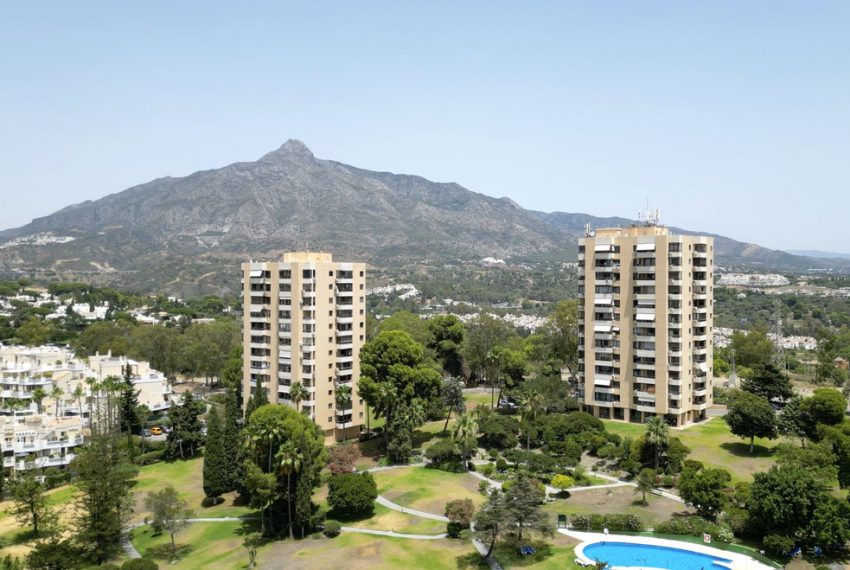 R5459233-Apartment-For-Sale-Nueva-Andalucia-Middle-Floor-Apartment-2-Beds-85-Built