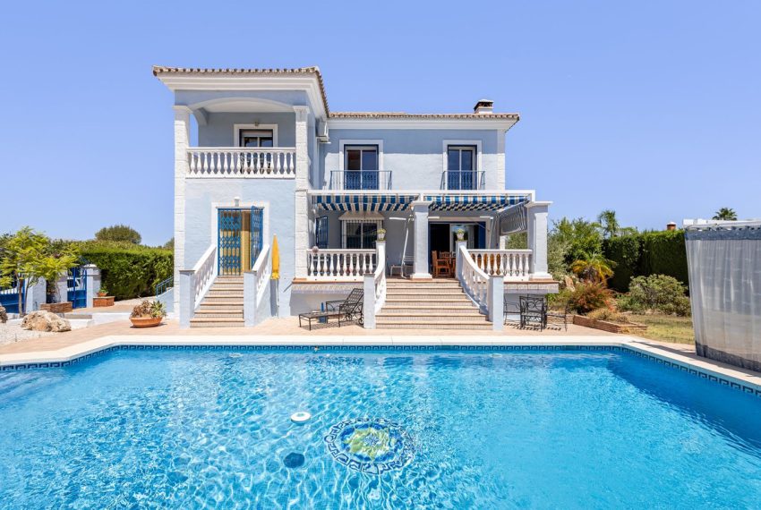 R5459248-House-For-Sale-Coin-Detached-Villa-4-Beds-365-Built-1